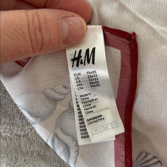 H&M shells scarf - Picture 2 of 5